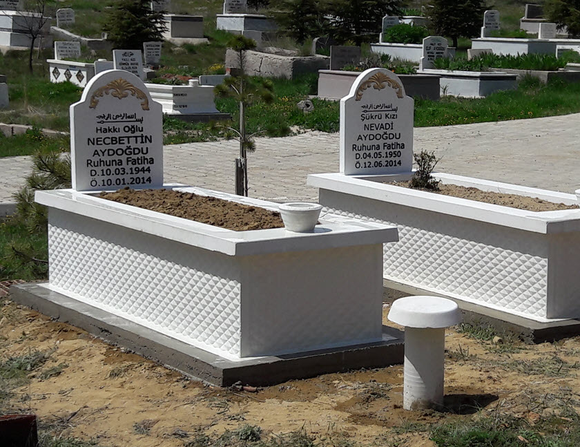 Beyaz Mozaik Mezar Yapımı